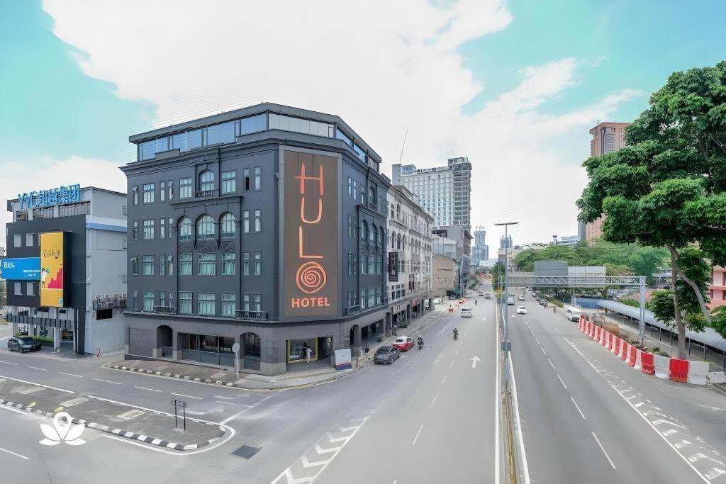 Hotel The Hulo & Gallery 3*