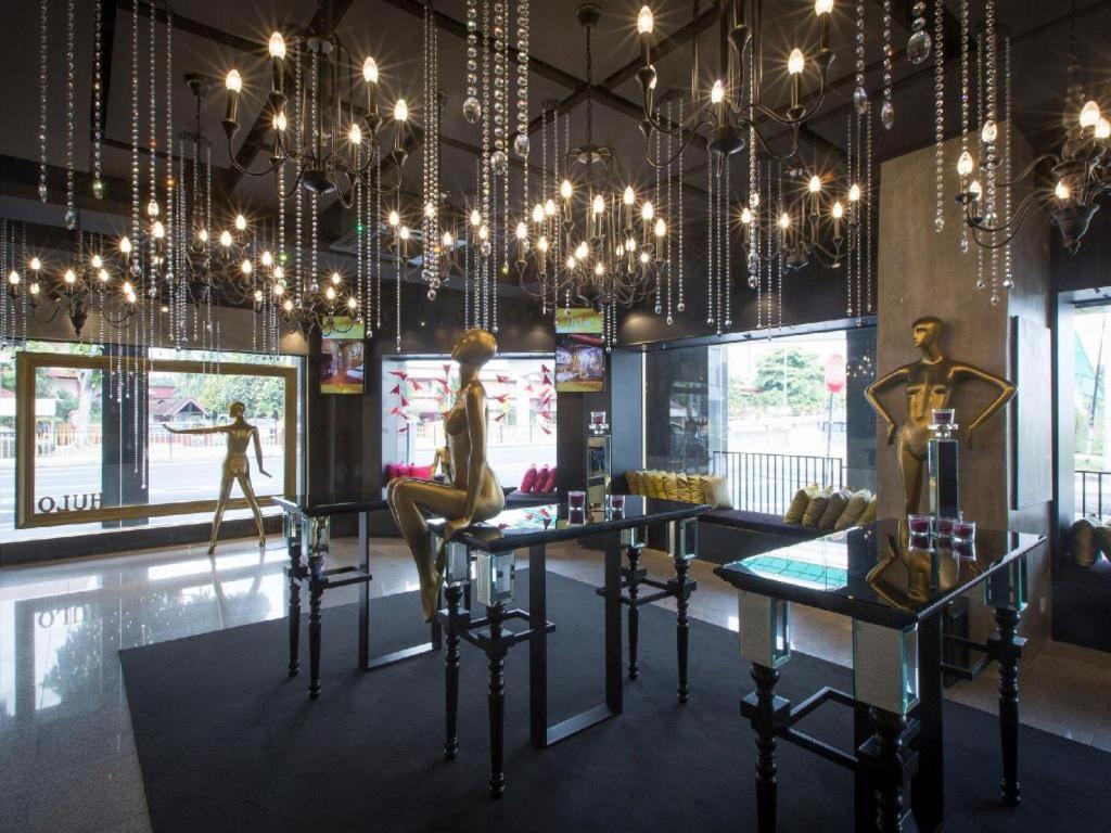 The Hulo & Gallery Hotel 3*