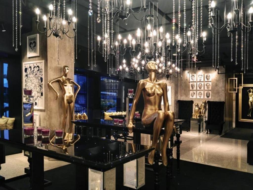 The Hulo & Gallery Hotel 3*