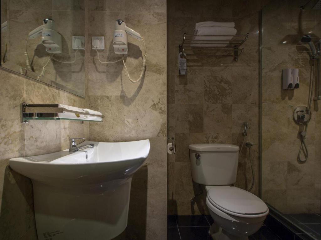 The Hulo & Gallery Hotel 3*