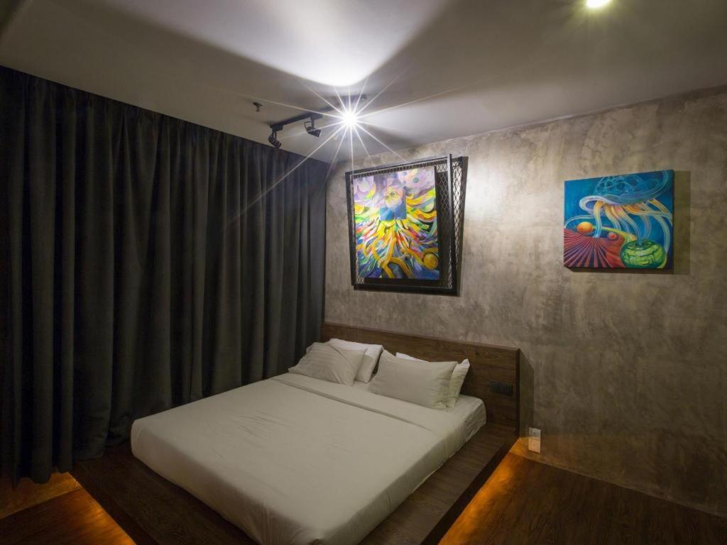 Hotel The Hulo & Gallery 3*